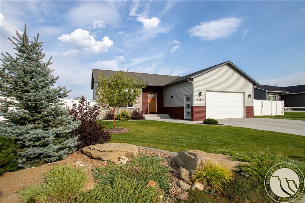 2253 Gleneagles BOULEVARD, Billings, MT 59105