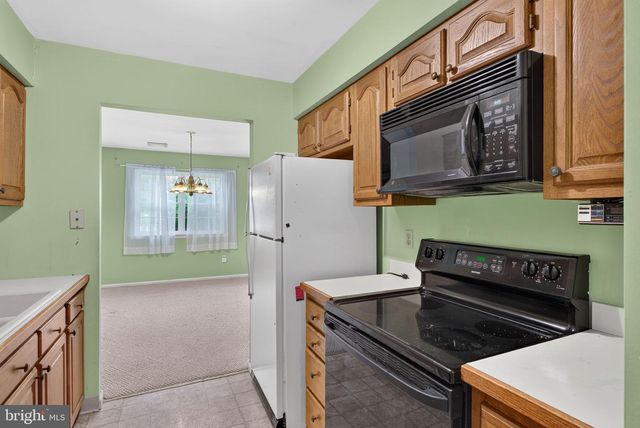 136 ROCKFORD SQ, Mountville, PA 17554
