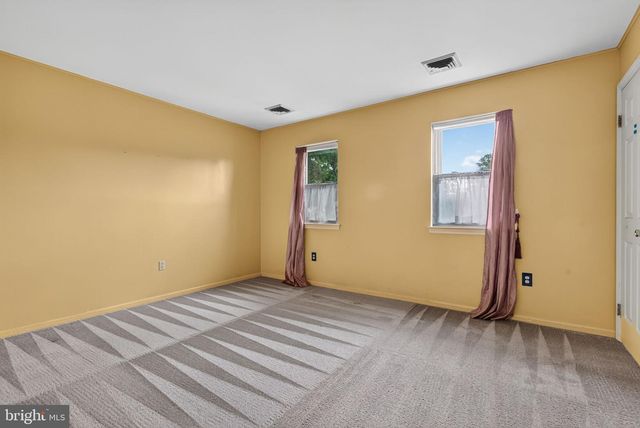 136 ROCKFORD SQ, Mountville, PA 17554