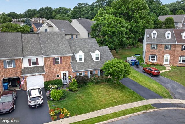 136 ROCKFORD SQ, Mountville, PA 17554