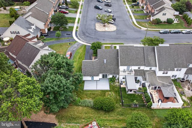 136 ROCKFORD SQ, Mountville, PA 17554