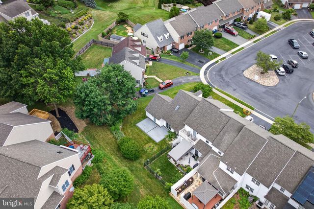 136 ROCKFORD SQ, Mountville, PA 17554