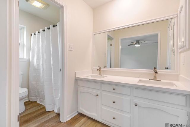2242 Bernwood Dr, Baton Rouge, LA 70816