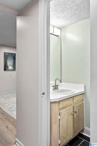 1004 CEDAR CREST DRIVE, Birmingham, AL 35216