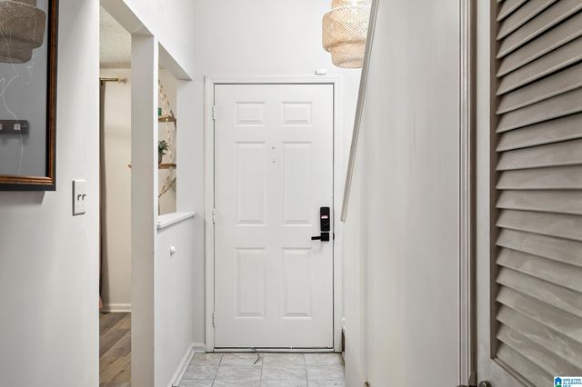 1004 CEDAR CREST DRIVE, Birmingham, AL 35216