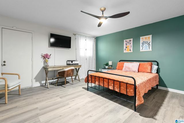 1004 CEDAR CREST DRIVE, Birmingham, AL 35216