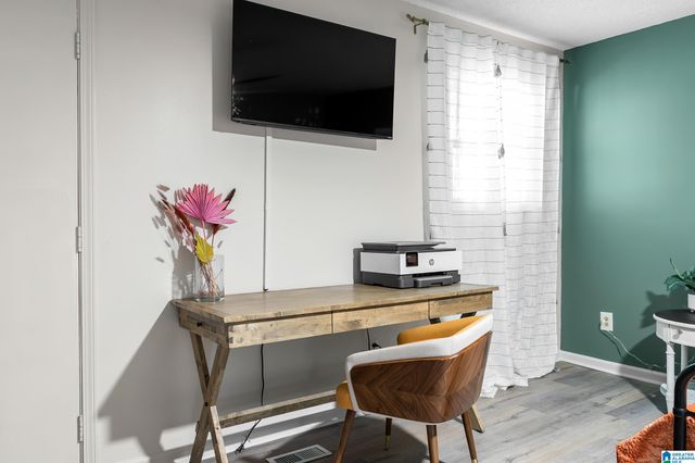 1004 CEDAR CREST DRIVE, Birmingham, AL 35216