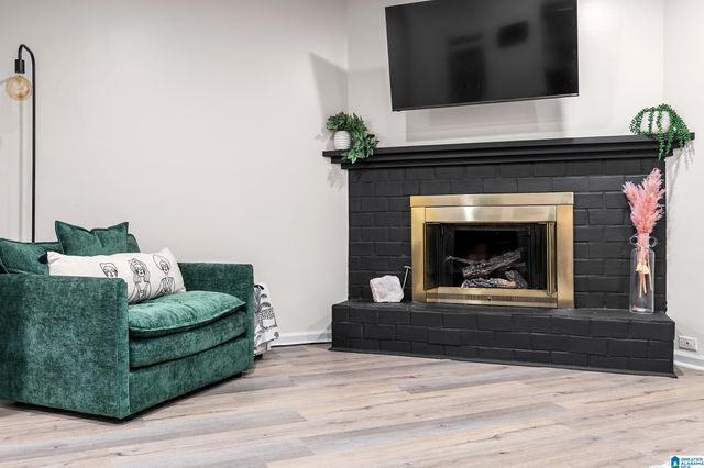 1004 CEDAR CREST DRIVE, Birmingham, AL 35216