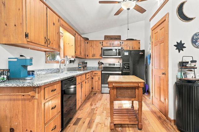 579 Galaxy Way, Ranger, GA 30734