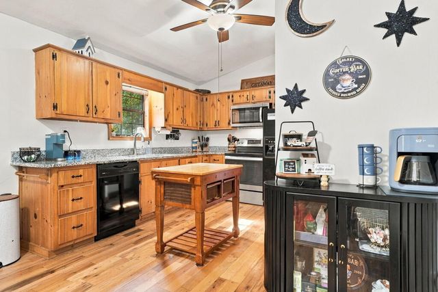 579 Galaxy Way, Ranger, GA 30734
