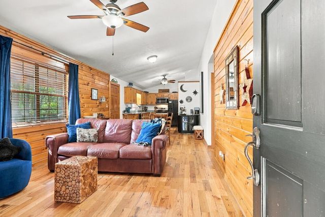 579 Galaxy Way, Ranger, GA 30734