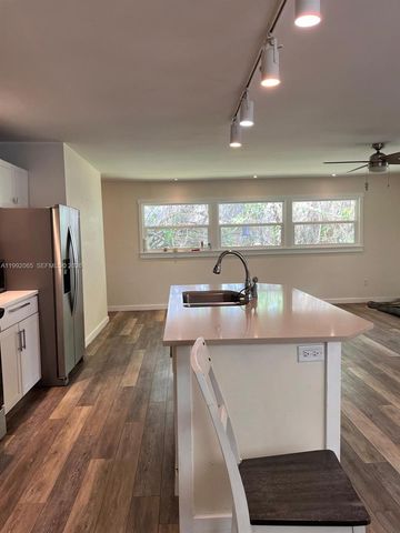 1125 SW 15th Avenue SW, Vero Beach, FL 32962