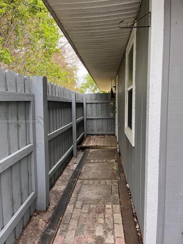 1125 SW 15th Avenue SW, Vero Beach, FL 32962