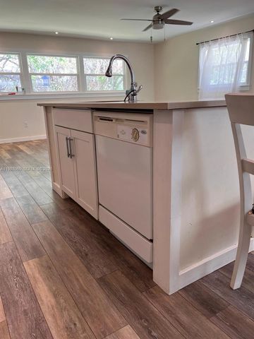 1125 SW 15th Avenue SW, Vero Beach, FL 32962