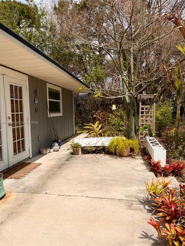 1125 SW 15th Avenue SW, Vero Beach, FL 32962