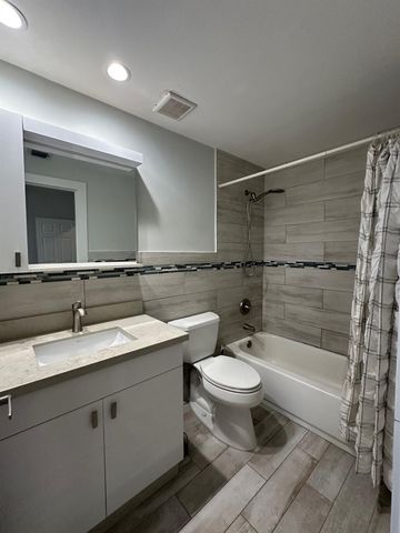 1394 Barcelona Way, Fort Lauderdale, FL 33327