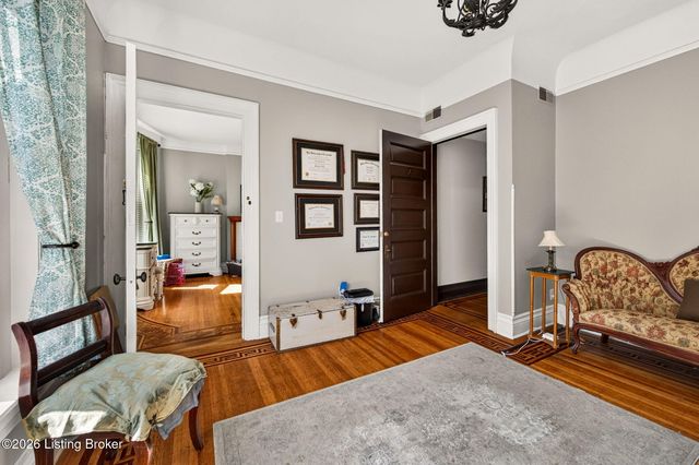 1460 S 3rd St, Louisville, KY 40208