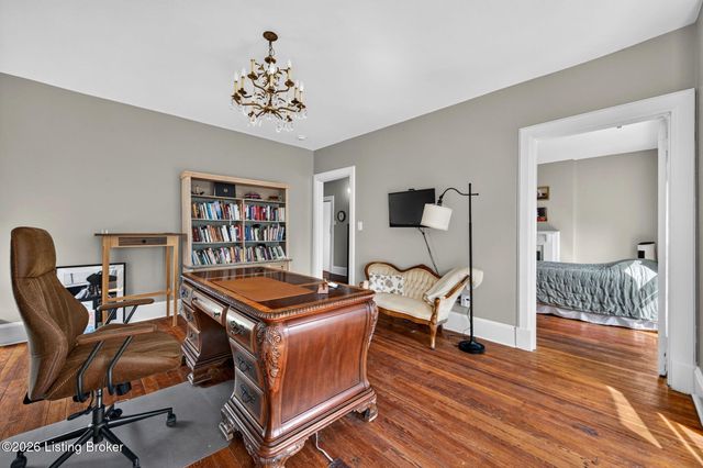 1460 S 3rd St, Louisville, KY 40208