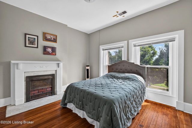 1460 S 3rd St, Louisville, KY 40208