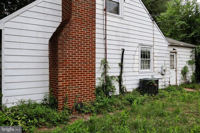 102 N JEROME PKWY, Glen Burnie, MD 21060
