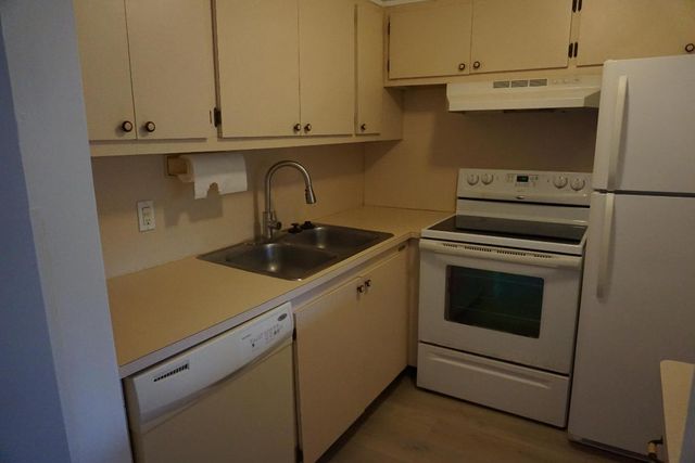 243 Canterbury K, West Palm Beach, FL 33417