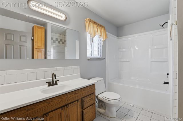 28800 Sibley Road, Huron Charter Township, MI 48174