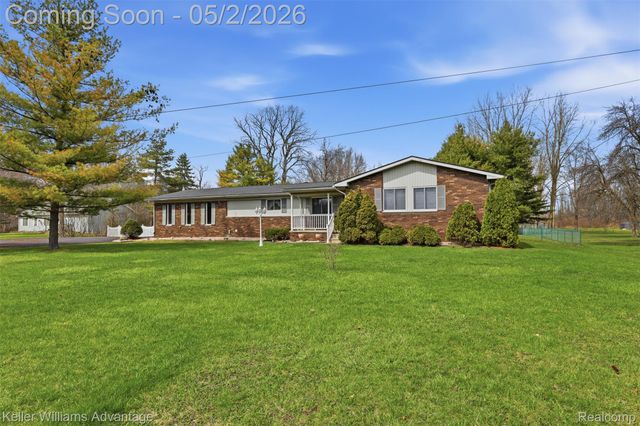28800 Sibley Road, Huron Charter Township, MI 48174