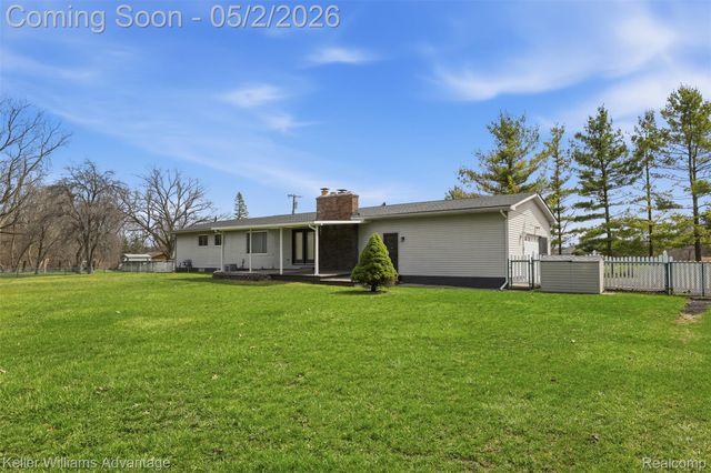 28800 Sibley Road, Huron Charter Township, MI 48174