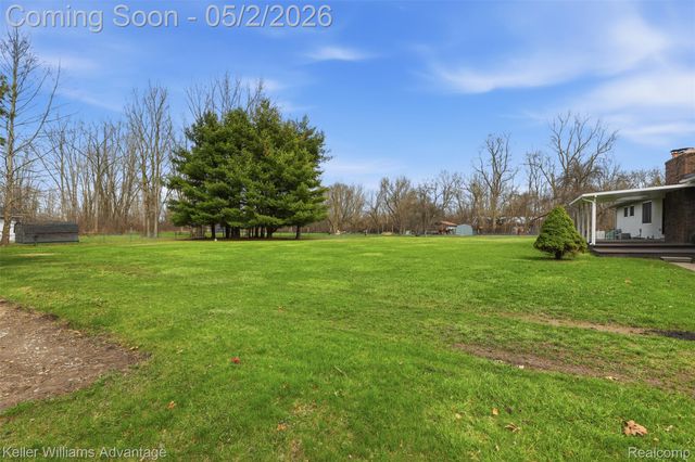 28800 Sibley Road, Huron Charter Township, MI 48174