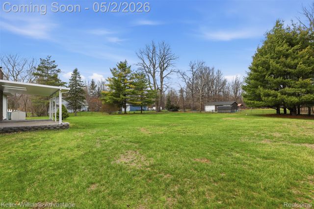 28800 Sibley Road, Huron Charter Township, MI 48174
