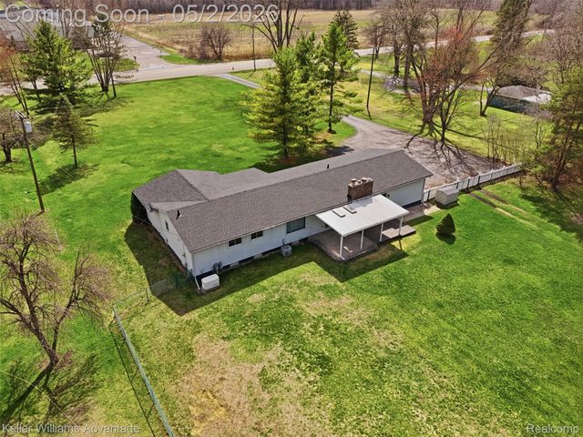 28800 Sibley Road, Huron Charter Township, MI 48174