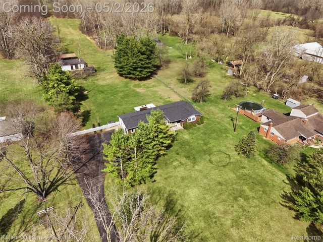 28800 Sibley Road, Huron Charter Township, MI 48174