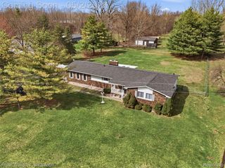 28800 Sibley Road, Huron Charter Township, MI 48174