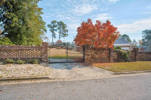 10 Fox Creek Drive, North Augusta, SC 29860