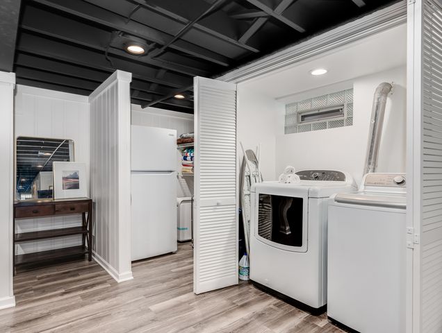 6235 S Rutherford Avenue, Chicago, IL 60638