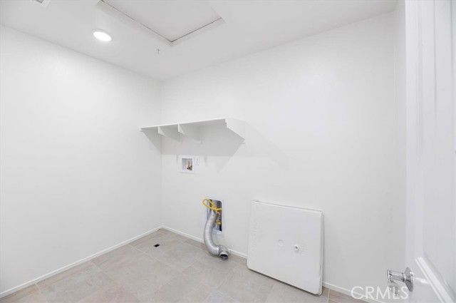 938 W Jasmine Way, Rialto, CA 92376