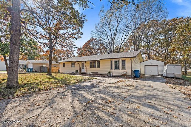116 Rocky Lane, Carl Junction, MO 64834