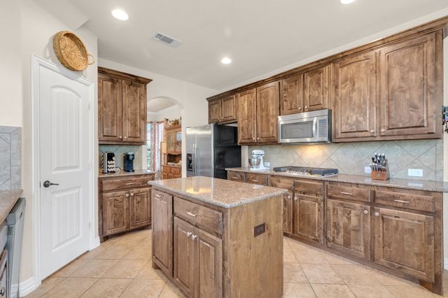 1700 Goldenrod Lane, Keller, TX 76248
