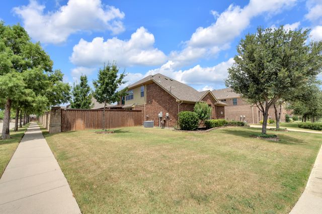 1700 Goldenrod Lane, Keller, TX 76248