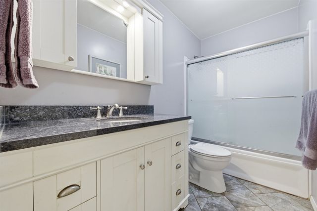 1606 Highland Dr, Augusta, KS 67010