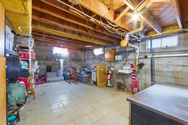 1606 Highland Dr, Augusta, KS 67010