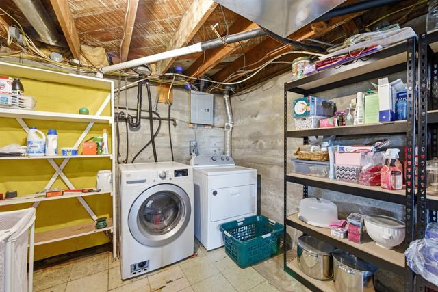 1606 Highland Dr, Augusta, KS 67010