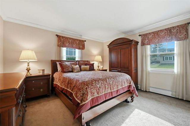 8 Kemswick Drive, Stony Brook, NY 11790