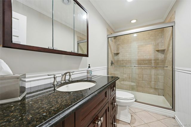 8 Kemswick Drive, Stony Brook, NY 11790