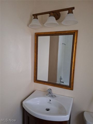 5650 Lafayette Avenue, Maple Heights, OH 44137