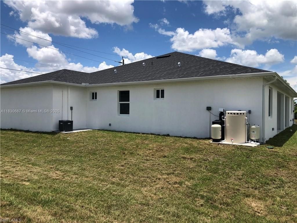 4568/4570 Golfview BLVD, LEHIGH ACRES, FL 33973 — photo 4