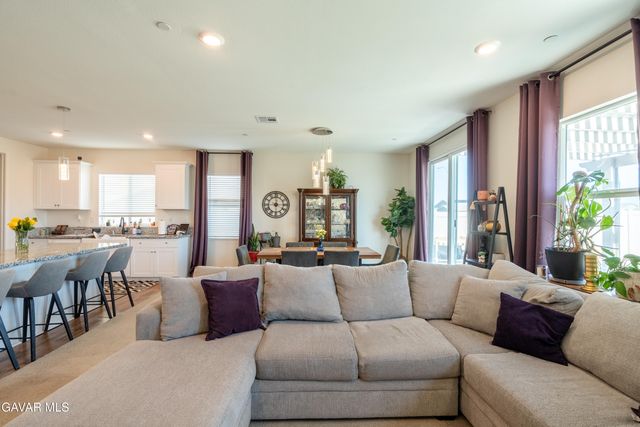 44460 Encanto Way, Lancaster, CA 93536