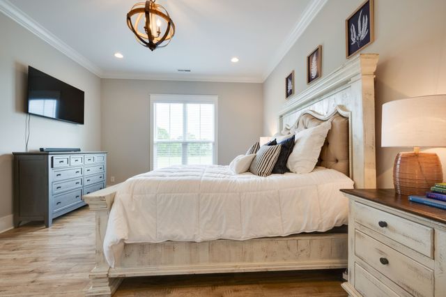 2075 Egypt Rd, Chapel Hill, TN 37034