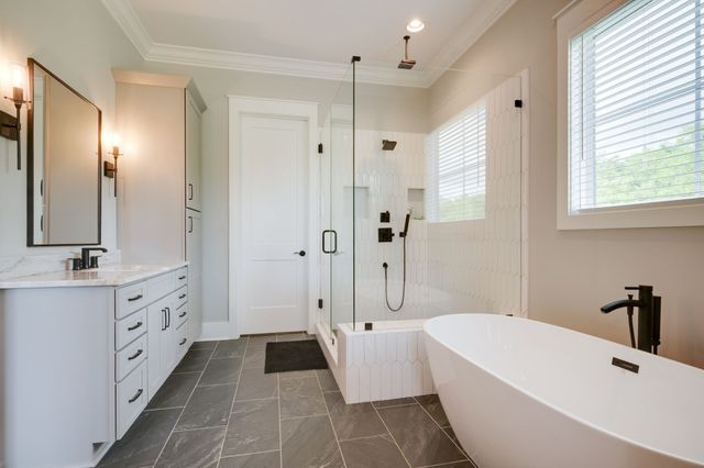 2075 Egypt Rd, Chapel Hill, TN 37034