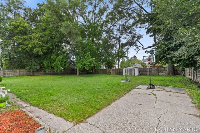 448 Allen Avenue, Muskegon, MI 49442